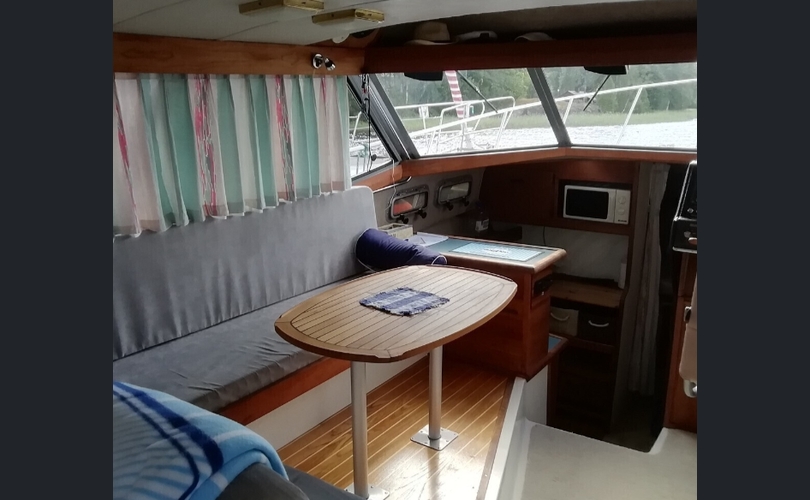 Bayliner 3288-kuva-3